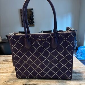 Michael kors purple bag